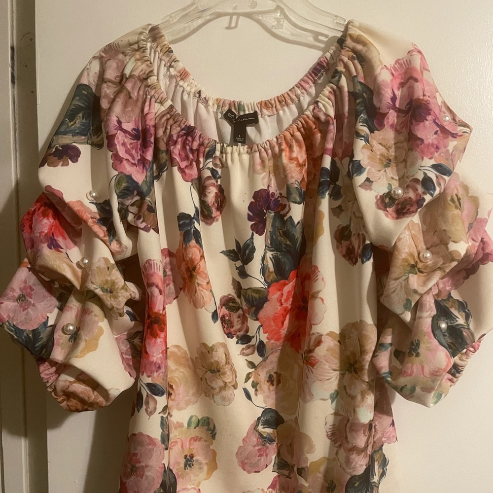 Flower print dressy shirt